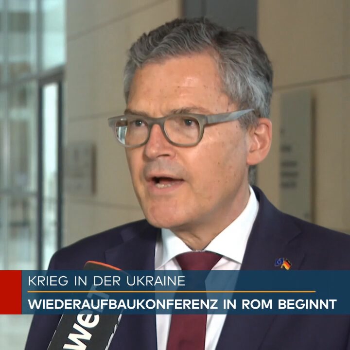 Bei der Wiederaufbaukonferenz in Rom müssen auch private Investoren davon überzeugt werden, in die Ukraine zu investieren. Diese wollen allerdings Investitionssicherheit. Dafür braucht es klares politisches Ziel: Wiederherstellung der Grenzen UKR von 1991. Das gelingt mit Nutzung der eingefrorenen RUS Gelder, mehr mil. Unterstützung, Ankurbelung Rüstungsindustrie & Beginn der Taurus-Ausbildung.