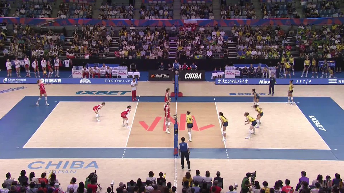 Julia Kudiess 🇧🇷 is #1 blocker for a reason 🧱🔥 📺 Brazil 🇧🇷 takes set 1 🆚 Poland 🇵🇱 - LIVE NOW. 🏐 #Volleyball #VNL2025 #BePartOfTheGame