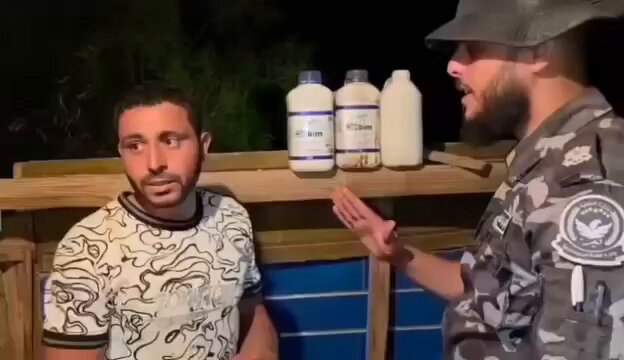 بالله تفرجوا يا ليبيين ، 🍉🍅 ، شوفوا الكارثه االغدائية . احد أسباب ارتفاع نسبة السرطان والأورام في ليبيا