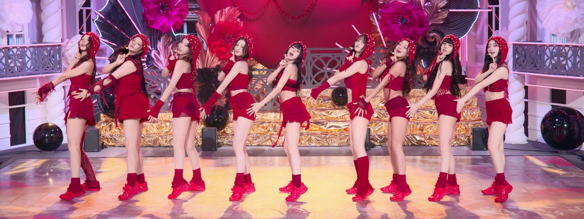 TWICE'S SYNCHRONIZATION IS ALWAYS SO SATISFYING TO WATCH