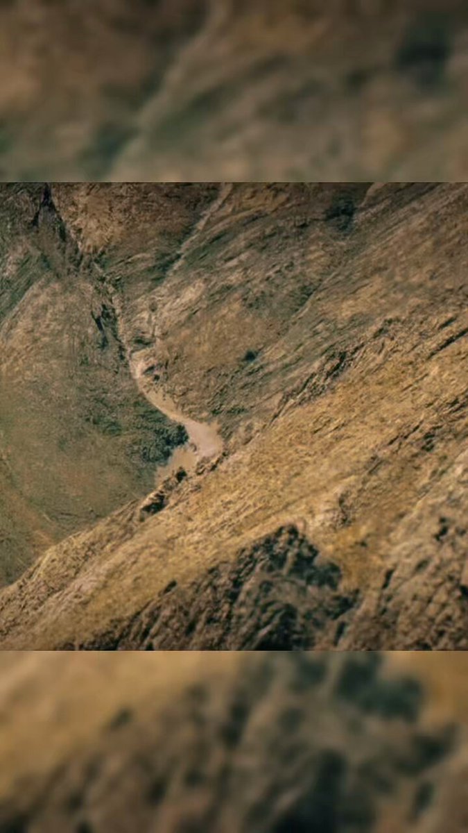 “Veda ettiler sanmayın, bu meskenler hep onların.”
