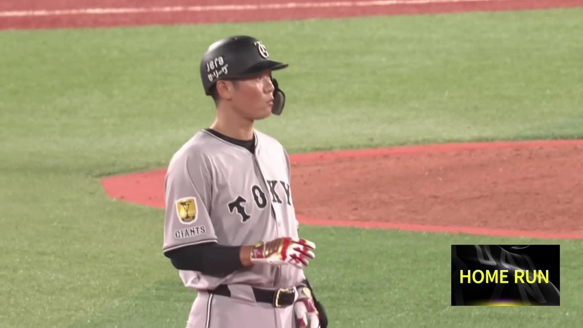 ここぞで、打つ。 これが297本目 坂本勇人 勝ち越しホームラン ※三浦監督リクエストも判定そのまま ⚾プロ野球(2025/7/11) 🆚DeNA×巨人 📱Live on DAZN #オレをみろ #ジャイアンツ