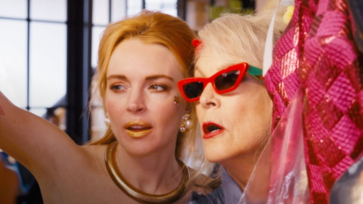 Watch an exclusive behind-the-scenes look at #FreakierFriday, starring Lindsay Lohan and Jamie Lee Curtis. In theaters August 8.