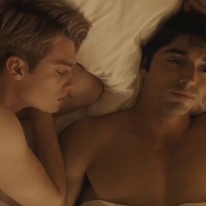 what a soft moment 😊