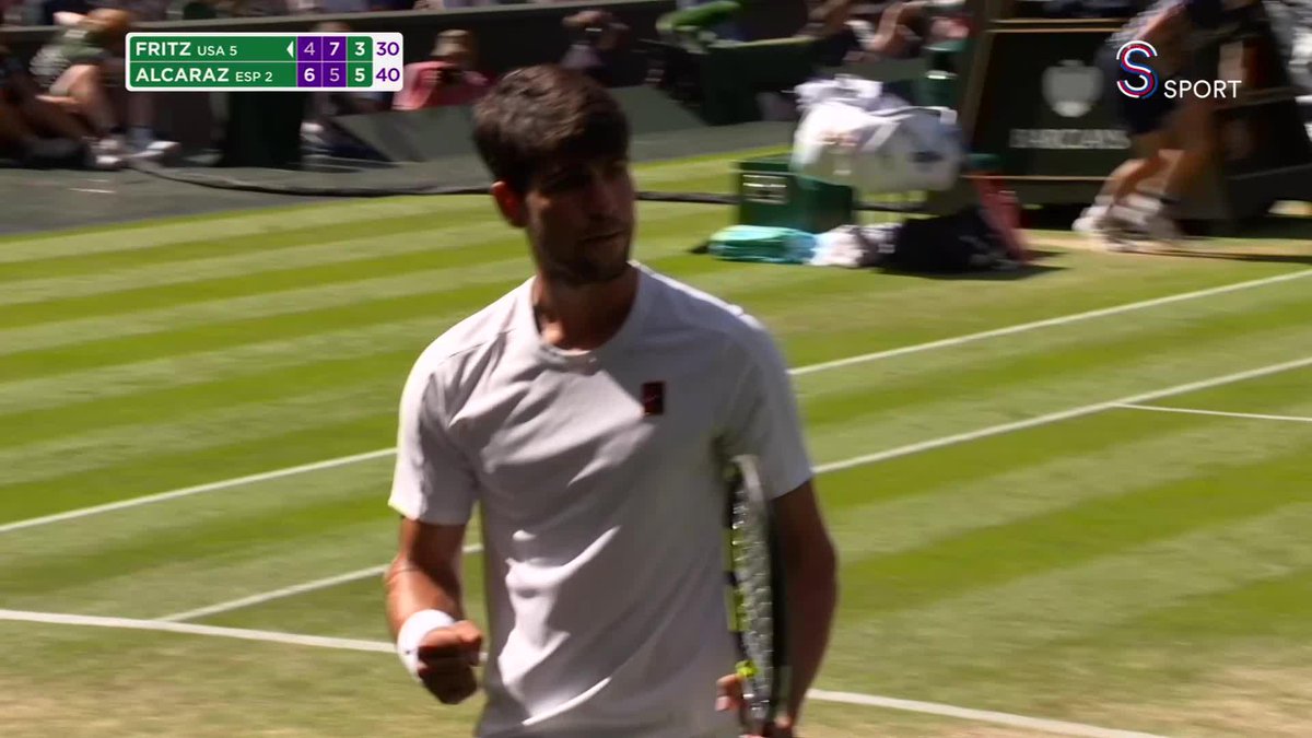 Carlos Alcaraz, Taylor Fritz karşısında üçüncü seti 6-3 kazanarak durumu 2-1 yaptı. S Sport Plus 📲 Wimbledon heyecanı S Sport Plus'ta! 𝗔𝗥𝗘𝗡𝗔𝗬𝗟 koduyla yıllık üyelik ayda sadece 100 TL! 🎉 👉 #işbirliği