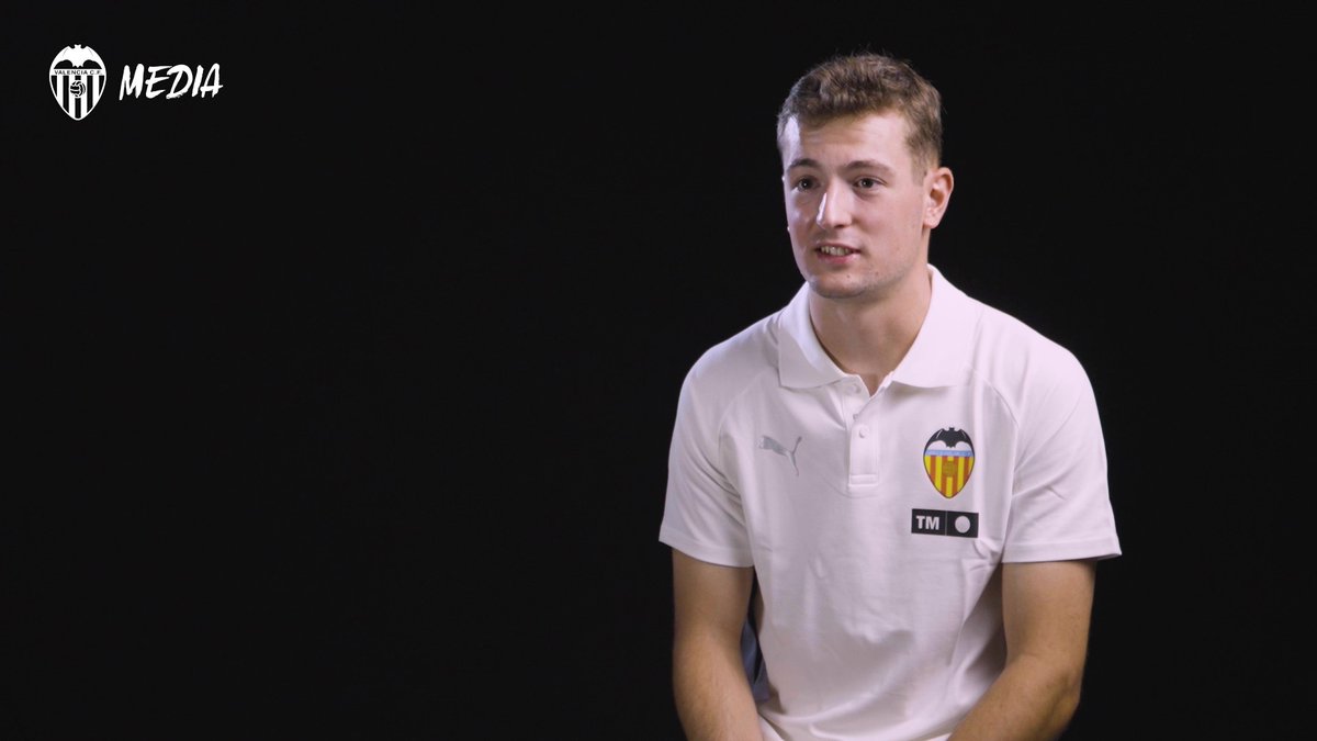 💬 Julen Agirrezabala: “No tuve ninguna duda de que el Valencia CF era el lugar para seguir creciendo” 🎙️Primeras declaraciones como nuevo jugador del Valencia CF 🦇 #BenvingutAgirrezabala #ADNVCF