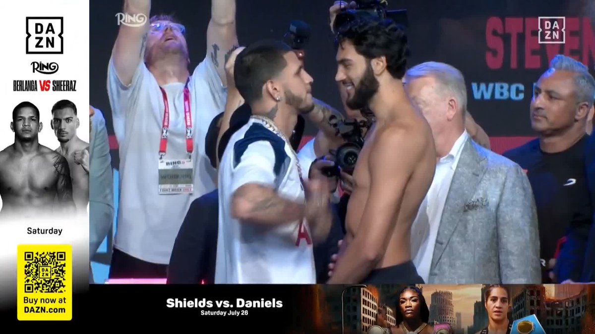 INTENSE FINAL FACE-OFF 👀 Edgar Berlanga vs Hamzah Sheeraz #BerlangaSheeraz | @RingMagazine | #StevensonZepeda