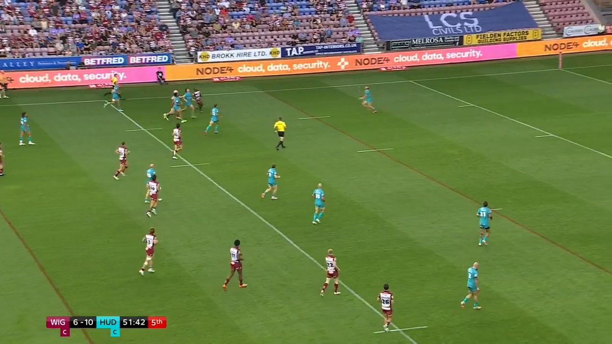 What. A. Try. 👏 Wigan Warriors 🍒⚪️ always find a way 😅 #SuperLeague