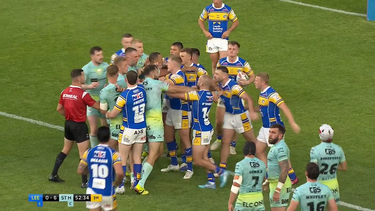 Tensions flare on the field 👀🔥