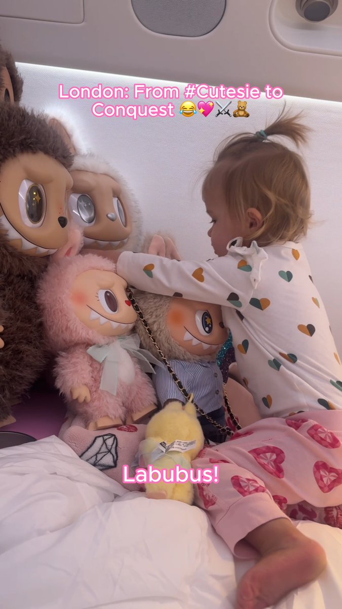 My #CutesieCrew loves their Labubus 💖 And London is such a mood 😂💕 #SlivingMom ✨
