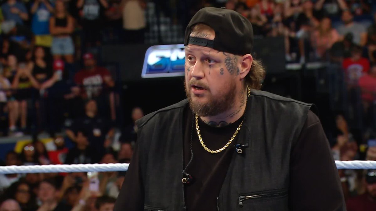 .Jelly Roll hit 'em where it hurts ๐ฎโ๐จ Logan Paul had an announcement about his podcast, but Jelly Roll didn't want to hear it ๐ค Fanatics