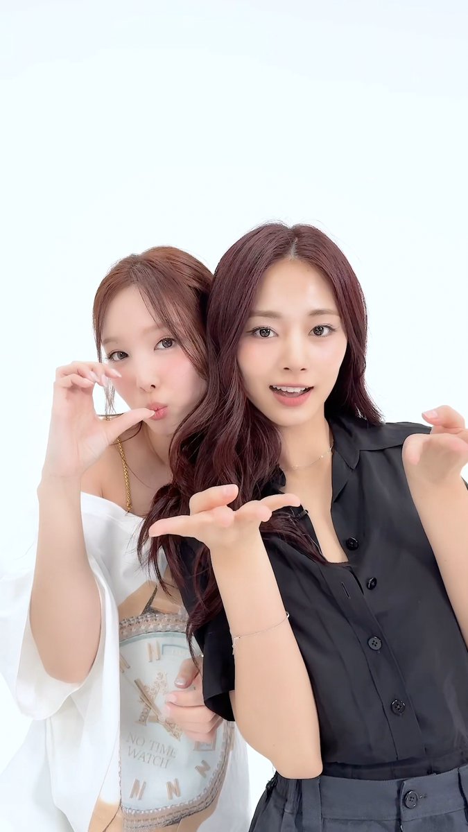 NAYEON TZUYU THIS IS FOR CHALLENGE