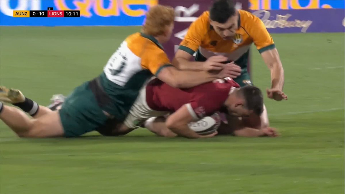"That's what he does!" 🙌 Superb work from Lions debutant Ben White! 🦁