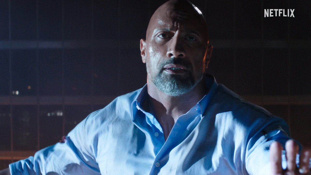 Dwayne Johnson bu aksiyon işini yapıyor.