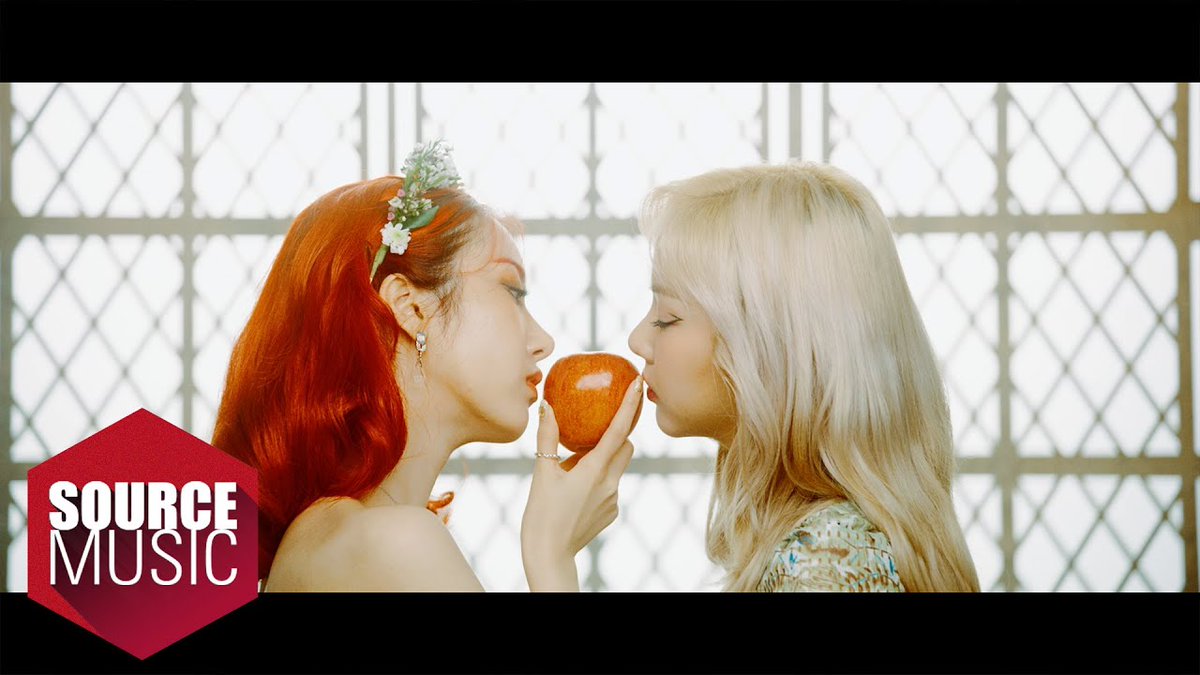 5 years ago today, GFRIEND released their 9th Mini Album ‘回:Song of the Sirens’ with title track ‘Apple’
