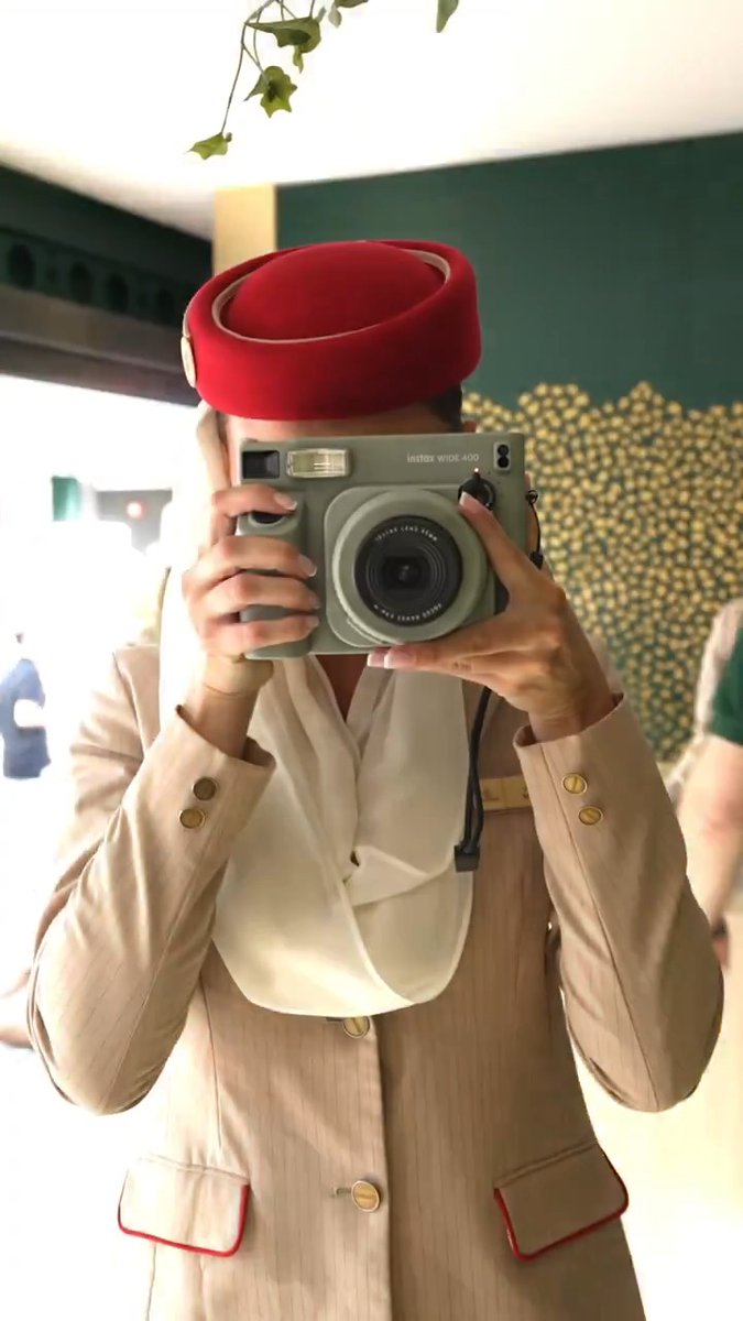 Capturing memorable moments at Wimbledon with Emirates 📸🎾