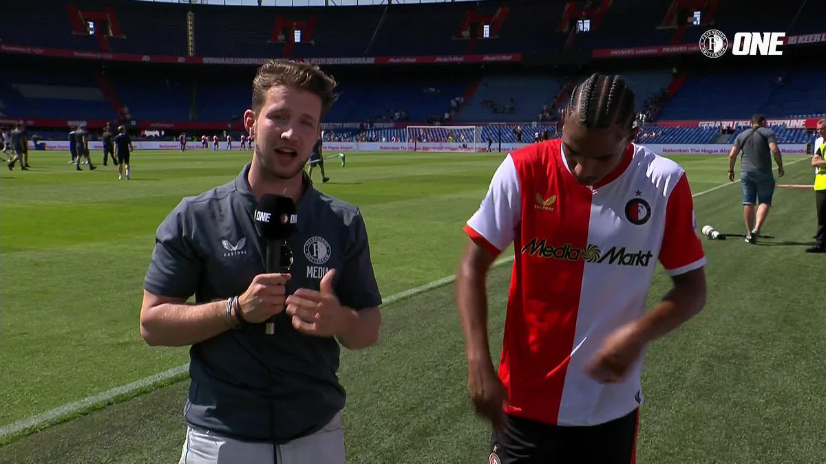 De reactie van Calvin Stengs direct na #feyusg: ‘Mooi om weer een wedstrijd te spelen en fitter te worden’