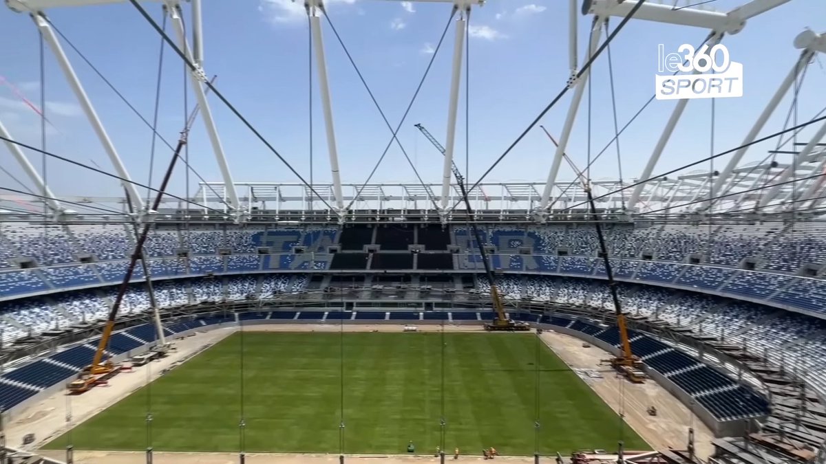🇲🇦🏟️ طنجة تحطم رقما قياسيا عالميا في تركيب هيكل سقف الملعب الكبير