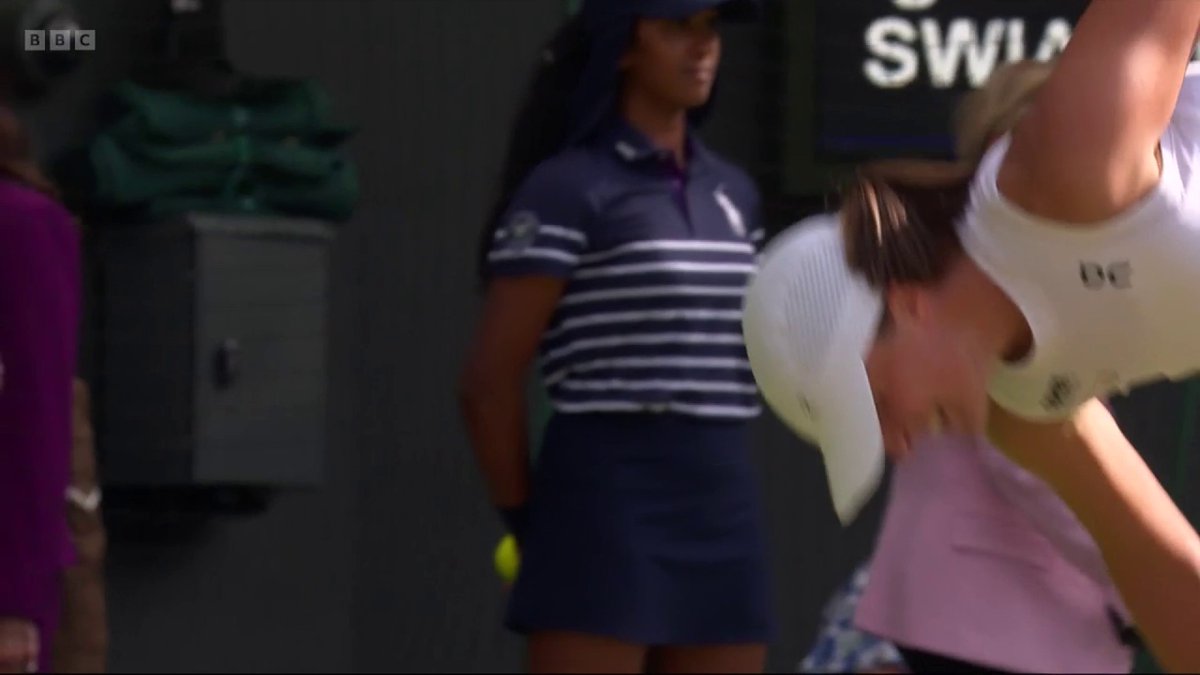 The moment Iga Swiatek became a Wimbledon champion!! 👏 #Wimbledon