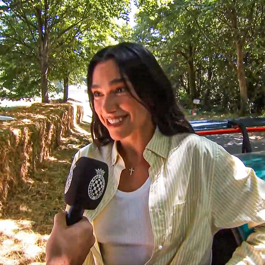 "I love speed" ⚡ Dua Lipa makes an appearance at Goodwood Festival of Speed! 🤩