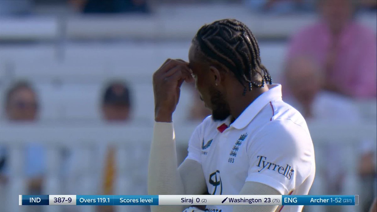 "After nearly three day's cricket, there is NOTHING between the sides!" 🎙️ Jofra Archer's short ball trap removes Washington Sundar and the scores are level after the first two innings! ⚖️