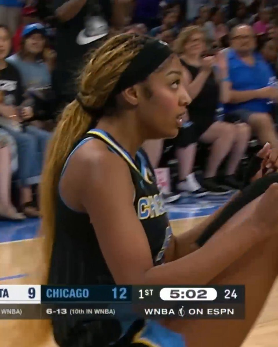 Angel Reese was FEELING IT in the first half vs. Minnesota 👏 🏀 15 PTS 🏀 6-9 FG 🏀 6 REB 📺 ABC/ESPN+