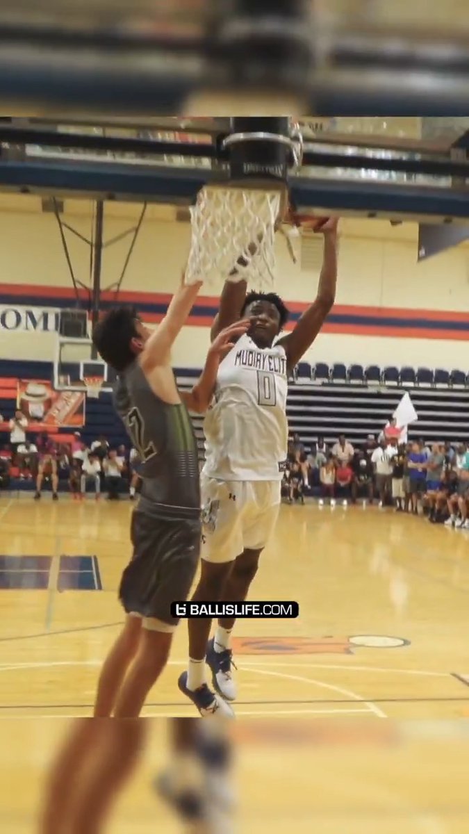 When Jonathan Kuminga put Chet on this poster 🤯