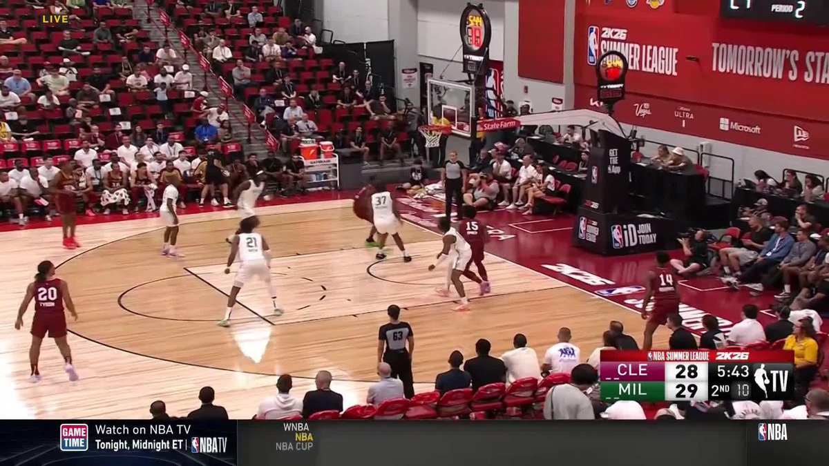 This reverse from Saliou Niang 😮
