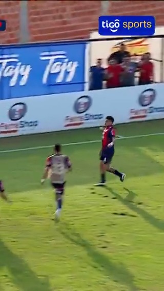 ⚽️¡Zurdazo impresionante! Juan Manuel Iturbe rompió el cero en Villeta y puso arriba al Ciclón. #ClausuraAPF2025