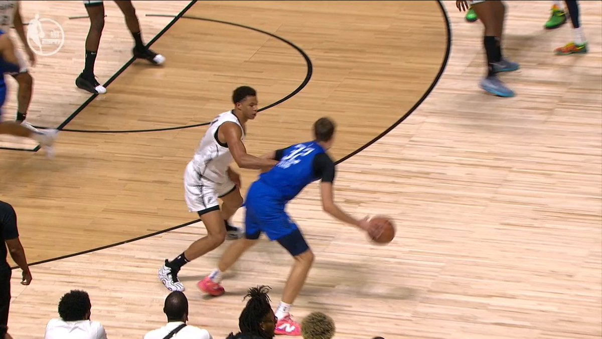 Cooper Flagg vs. No. 14 pick Carter Bryant 👀 Watch The DEFENSE on this play 🔥