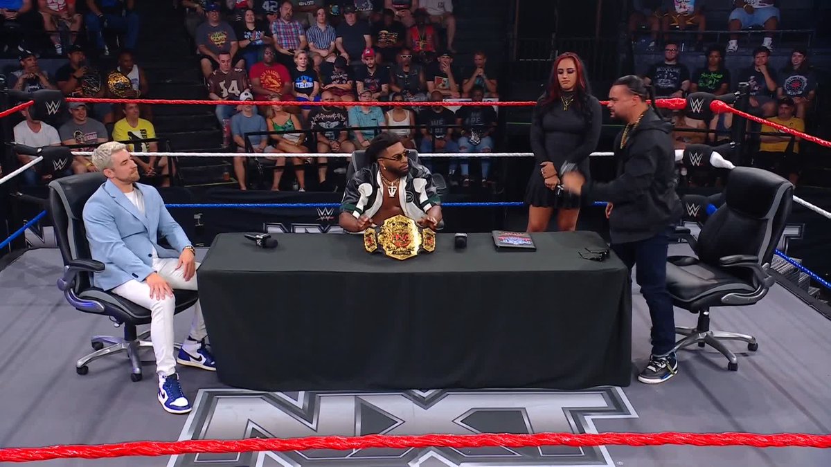 "I think you've gotten soft!" Mike SANTANA🇵🇷 had some fire for both Trick Williams AND Joe Hendry! 👀 😮‍💨
