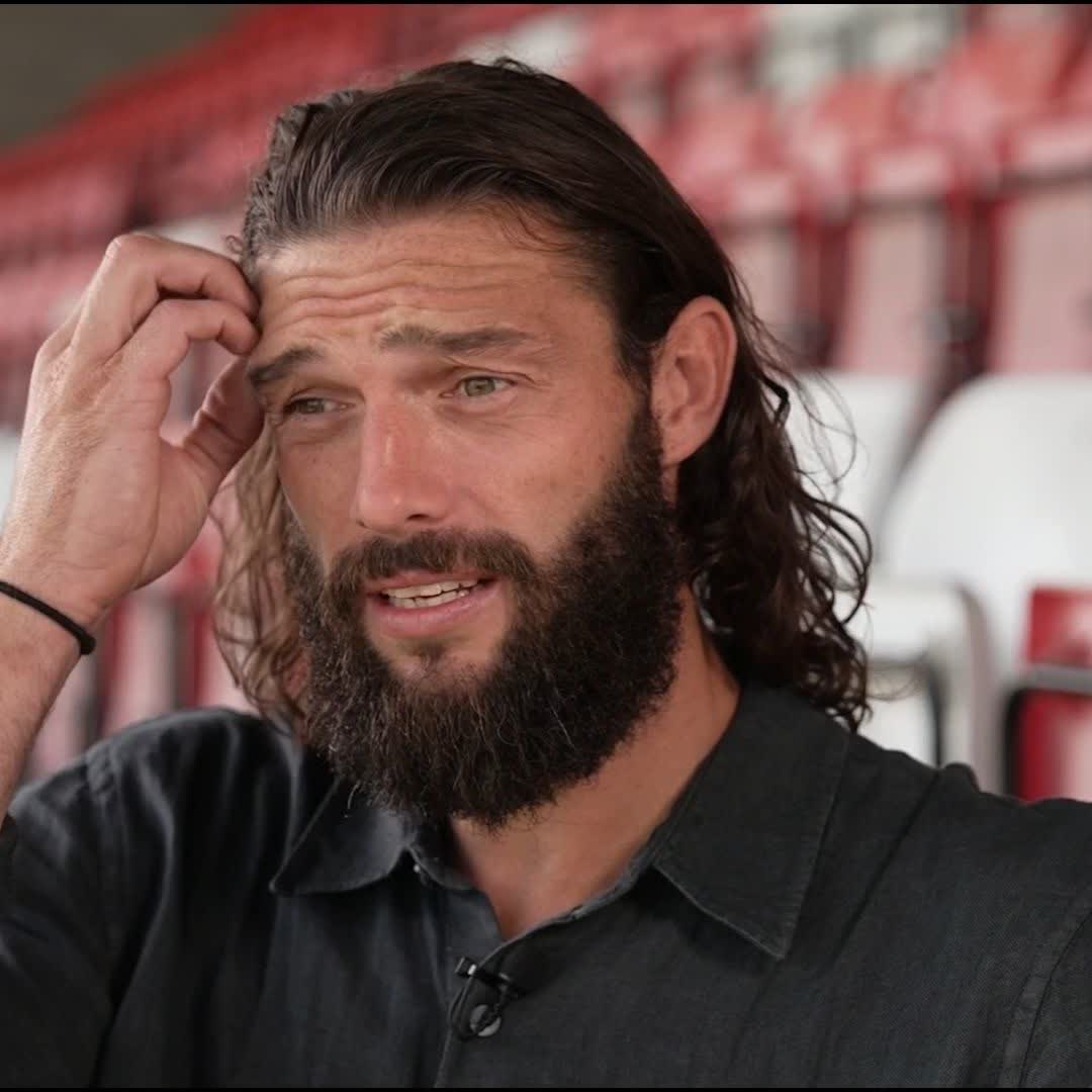 "I'm showing everyone that I'm just playing for the love of football, not for the money" 💬 Andy Carroll on why he chose to sign for Dagenham & Redbridge ⚽️