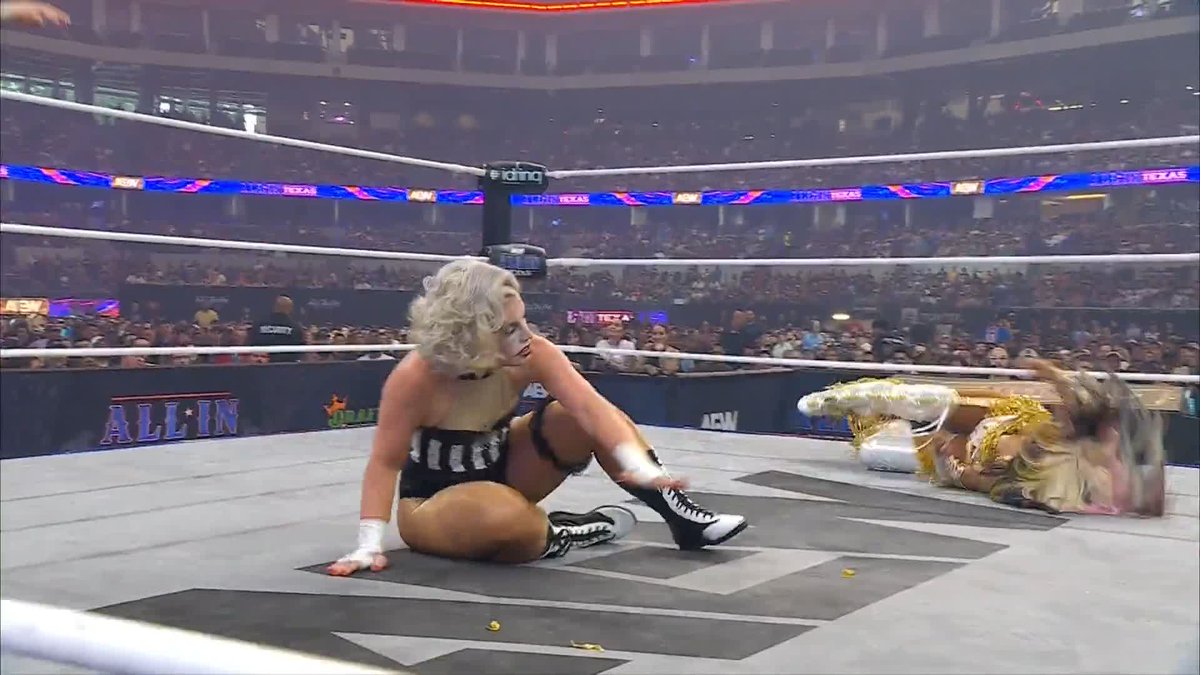 TONI STORM TROLLING MERCEDES BY DOING THE CEO DANCE. 😭