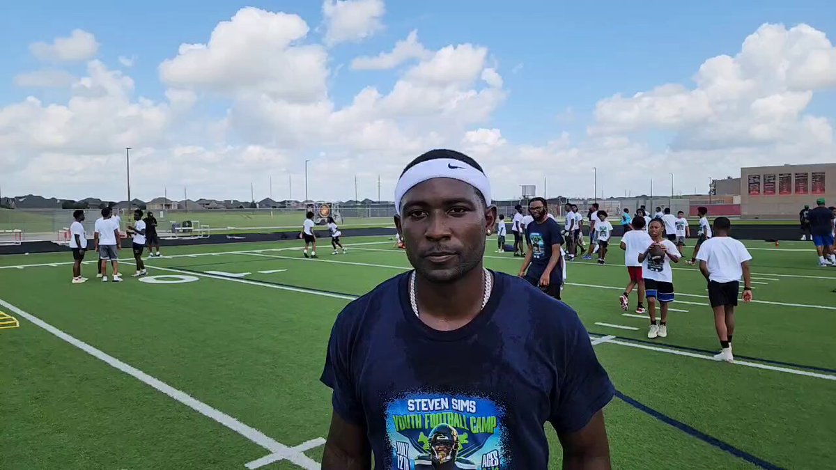 #Seahawks wide receiver and return specialist Steven Sims Jr., $. annual youth football camp Travis High School with Justin Allen Jace Sternberger Jace Tank Dell T3™ Jaylen Waddle JW Josh Kalu JOSHUA KALU KPRC 2 Houston