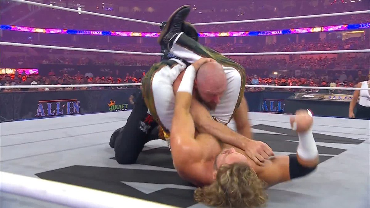 Hangman just jamming a fork into Moxley’s head and instantly bleeding. #AEWAllInTexas