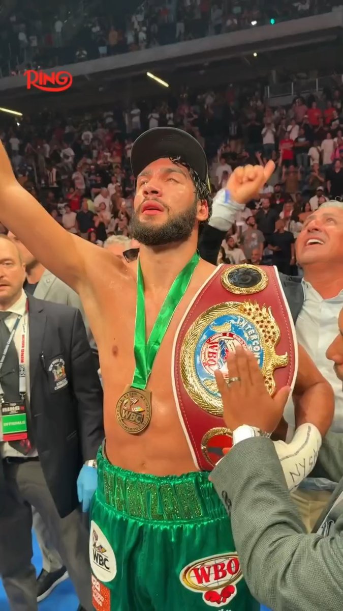 The moment Hamzah Sheeraz's stunning victory was made official 👑 Ring III on DAZN 🥊