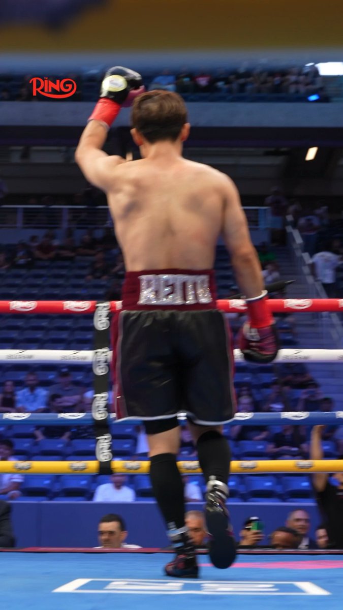 Reito Tsutsumi was relentless as he scored the first stoppage of his professional boxing career 🇯🇵⭐️ Ring III on DAZN 🥊