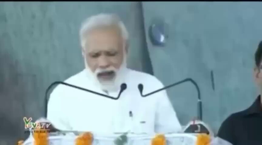 BIG BIG जिन्होंने शिक्षा और हिंदुत्व की अलख जगाई वो सदानंदन मास्टर - सेवा और साहस का दूजा नाम 1994 में केरल में वामपंथियों ने उन्हें प्रताड़ित किया फिर भी उनकी राष्ट्रभक्ति में कोई कमी नहीं आई आज मोदीजी ने उनके समर्पण के फल स्वरूप राज्यसभा भेजकर शानदार तोहफा दिया है