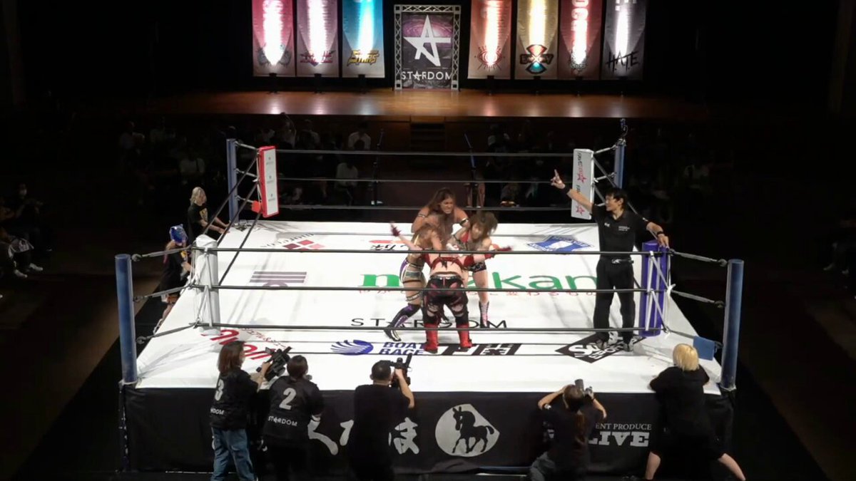 【📺7.13 福島大会生配信中‼️】 7.24後楽園でSTRONG女子王座戦で激突するAZMとボジラ！ ボジラがAZM＆星来芽依２人まとめてバックドロップ！