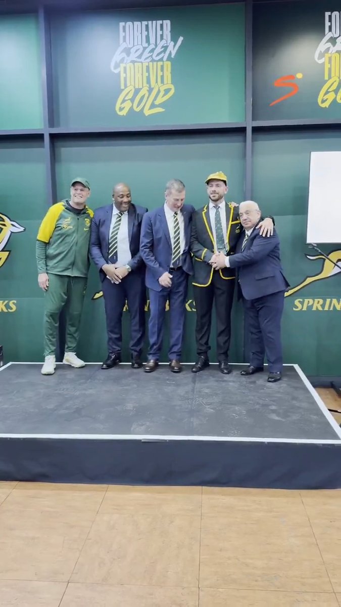 A special night for Vincent Tshituka, Cobus Wiese, Asenathi Ntlabakanye and Willie le Roux after the Springboks beat Italy 👏🇿🇦 #SSRugby