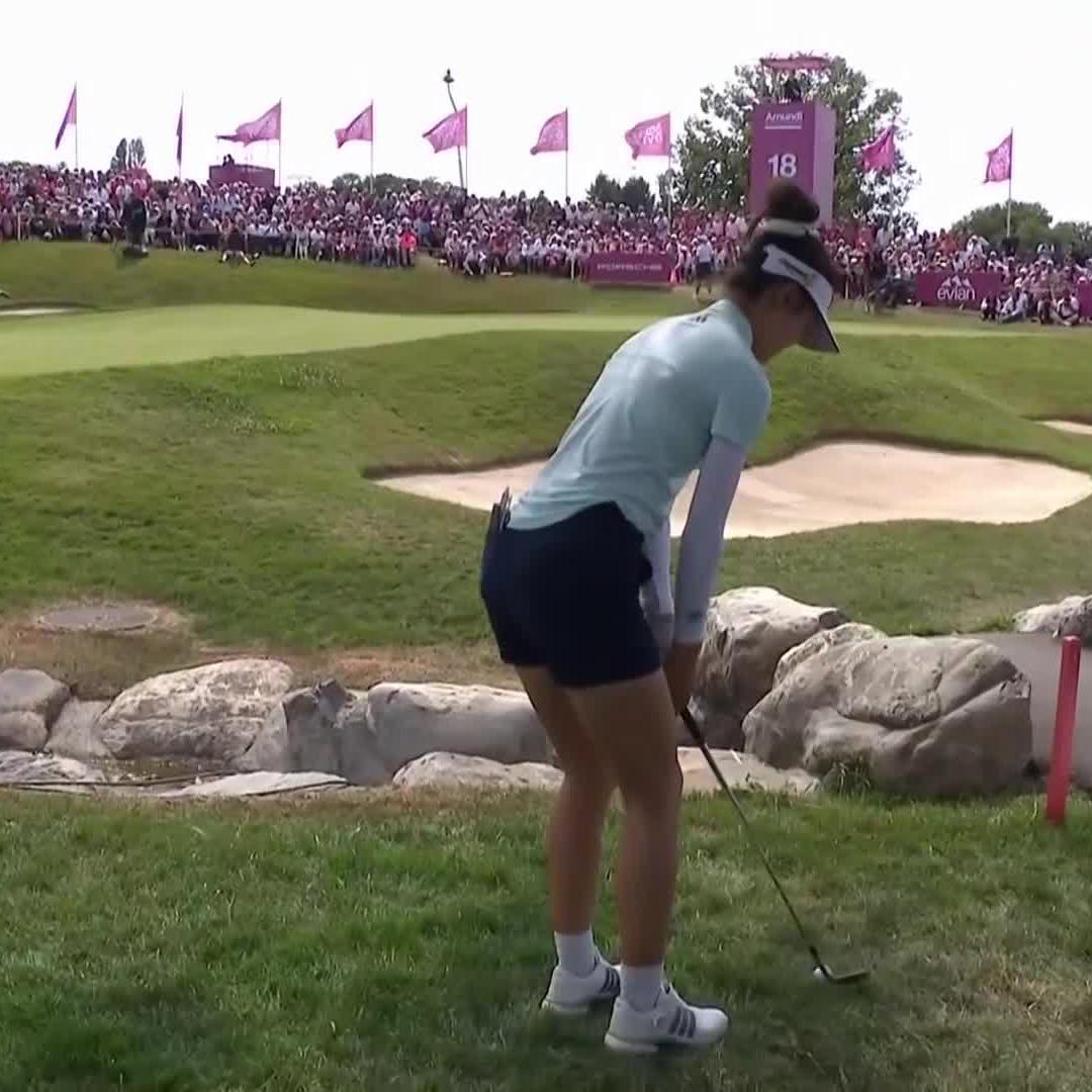 Grace Kim are you KIDDING?! She chips in on the first playoff hole after hitting her approach in the penalty area 🔥