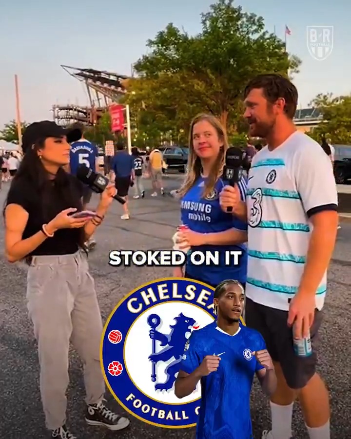 Chelsea fans are liking what they see from João Pedro 🔵