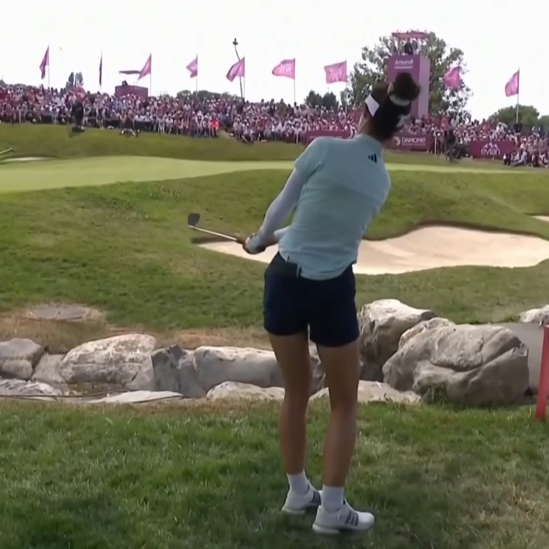 ARE YOU SERIOUS?! 🤯🔥 GRACE KIM CHIPS IN FROM WAY OFF ON THE FIRST PLAYOFF HOLE! 📺 Golf Channel | The Amundi Evian Championship