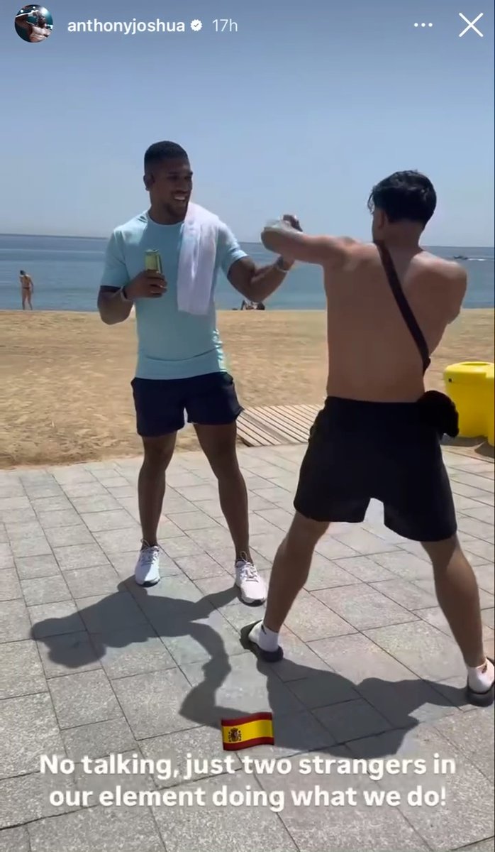 Pov : T’es en vacances et tu tombes par hasard sur Anthony Joshua… Qui te fait travailler ton anglaise 🥊 Perso j’aurais hésité à demander une photo 😂