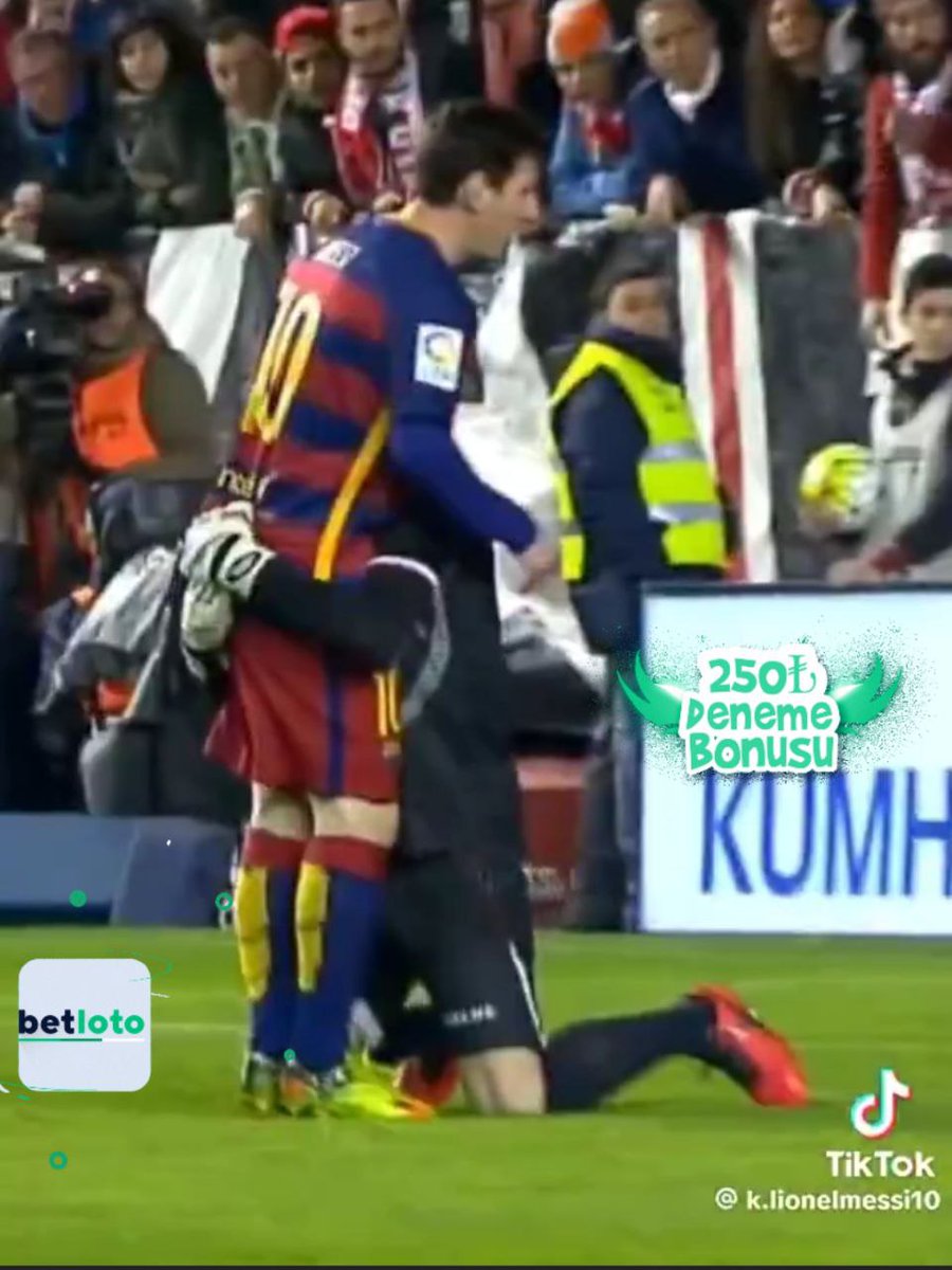 Lionel Messi bir dakika boyunca kalecilerin gururuyla oynuyor..