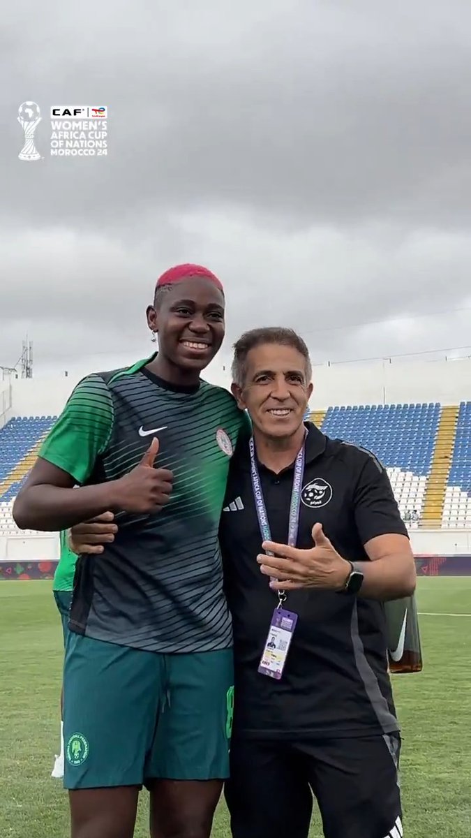 Old bond, new ambitions. 🌟 A warm moment of Oshoala alongside Algeria’s coach and her former mentor, Farid Benstiti. 🥰🤝 #TotalEnergiesWAFCON2024 | #BornWinners