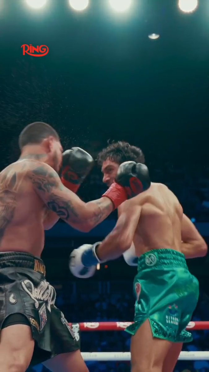 We're still in awe of Hamzah Sheeraz's knockout of Edgar Berlanga 🤯