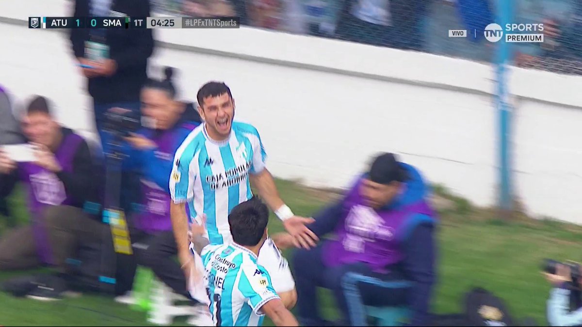 ES EL GOL DE DI MARIA A FRANCIA. ABRAZADME JODER, PIEDAD LORD PUSINERI