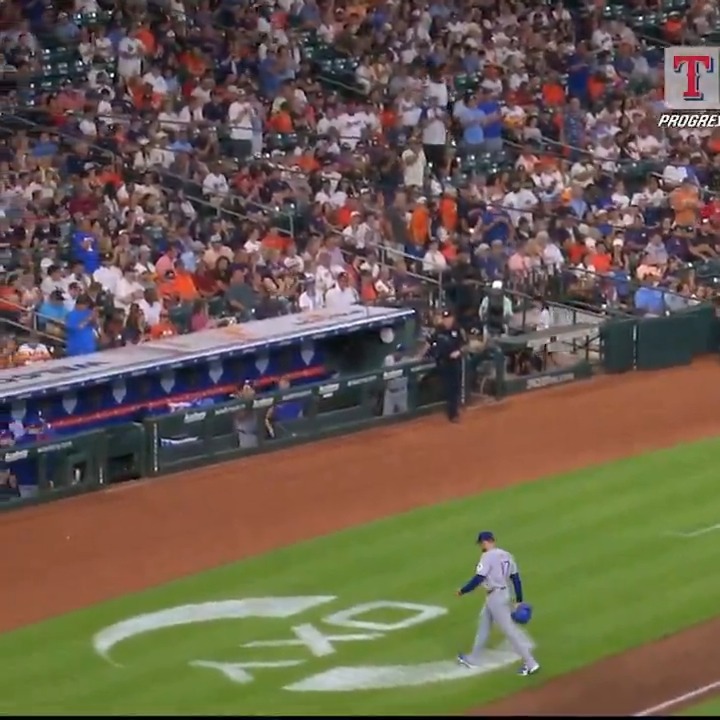 Evo's first half ERA: 1.58 #AllForTX