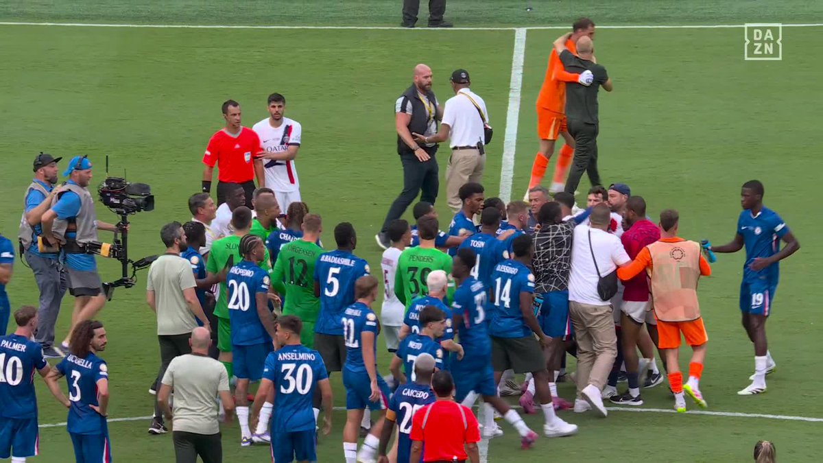DONNARUMMA 🇮🇹 ET LUIS ENRIQUE 🇪🇸 PÈTENT LES PLOMBS !!! 😤